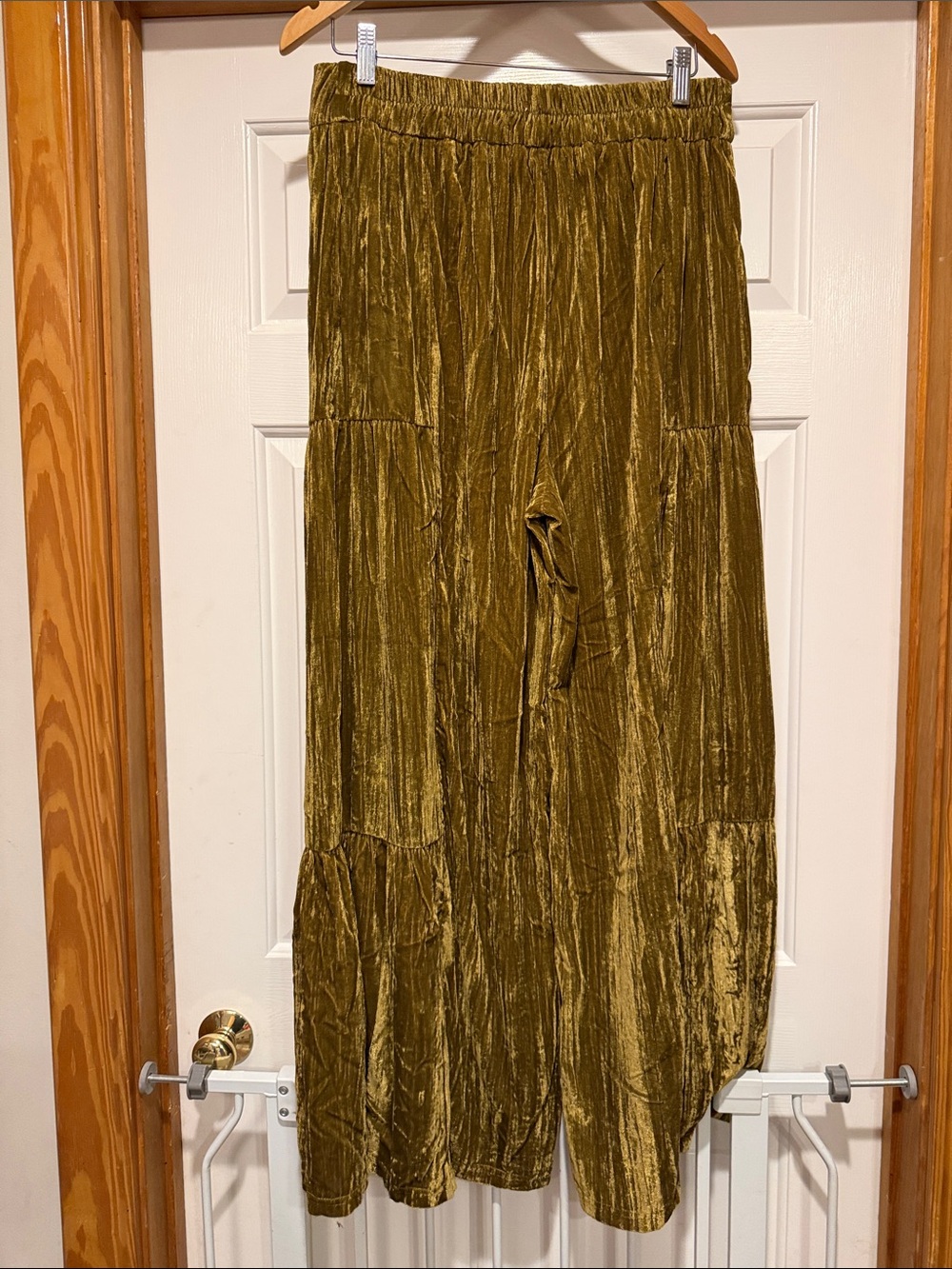 NATURAL LIFE Olive Green Crushed Velvet Wide Leg Pants - Picture 6 of 6